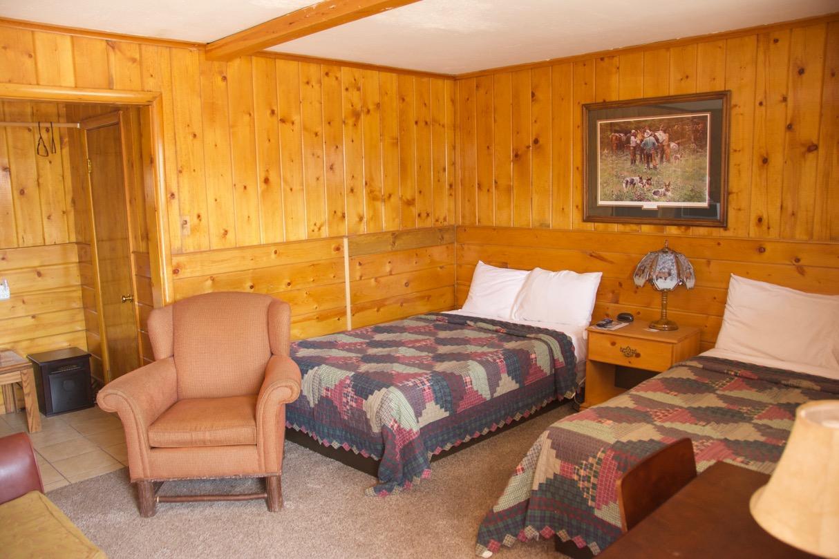 Yellowstone Holiday Motel West Yellowstone Buitenkant foto